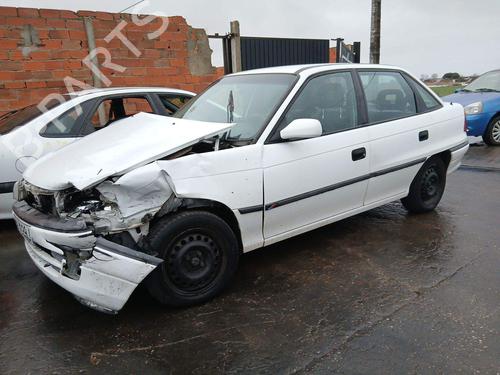 Brugte OPEL ASTRA F Saloon (T92)  1.7 TDS (F19, M19)  4378468