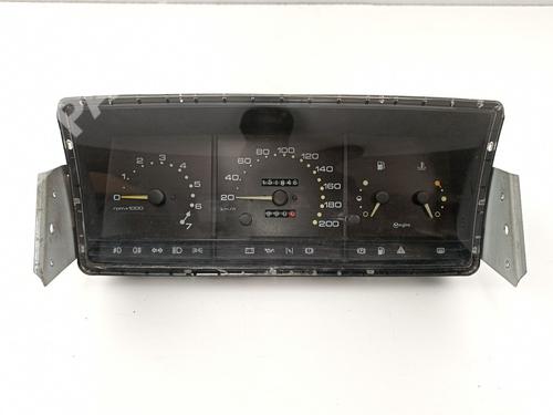 Used Instrument cluster SEAT IBIZA I (21A) [1984-1993]  11751408