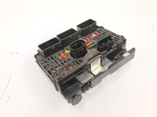Used Fuse box Fuse box 39435677 39435677