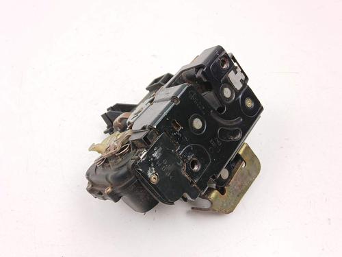 front-left-lock-audi-a6-c5-4b2-4b4-1997-1998-1999-2000-2001-2002-2003-2004-2005-28172595 main image