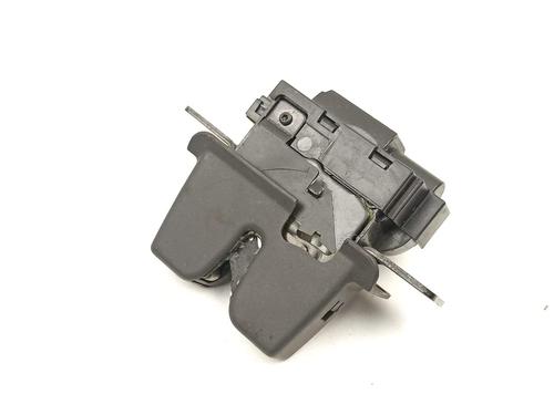 Used Tailgate lock Tailgate lock 24200230 24200230