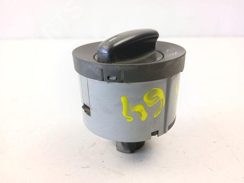 Headlight switch SKODA YETI (5L) 2.0 TDI 4x4 | BP33027585I24  - Image 5
