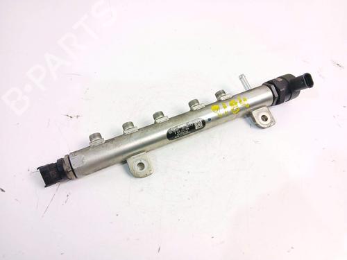 Used Injection rail Injection rail OPEL VECTRA C GTS (Z02) 1.9 CDTI (F68) (120 hp) 39684118 39684118