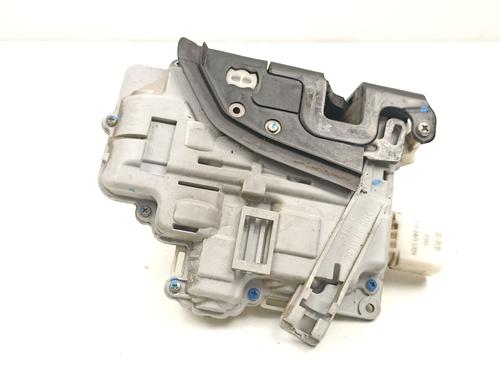 Front right lock SEAT EXEO ST (3R5) 2.0 TDI | BP23117738C97 