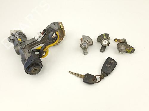 Used Ignition barrel HYUNDAI TUCSON (JM) 2.0 CRDi (113 hp) 13890997