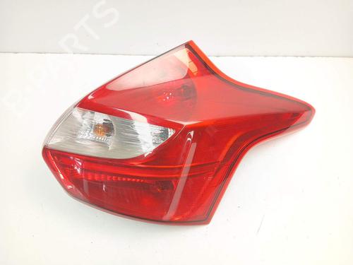 right-taillight-ford-focus-iii-2010-2011-2012-2013-2014-2015-2016-2017-2018-2019-2020-35738446 main image