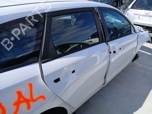 Used Right rear door Right rear door 39147682 39147682