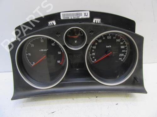 Used Instrument cluster OPEL ZAFIRA / ZAFIRA FAMILY B (A05) 1.9 CDTI (M75) (120 hp) 20120607