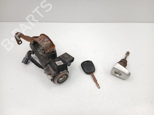 Used Ignition barrel TOYOTA AVENSIS (_T25_) 2.0 VVT-i (AZT250_, AZT250R) (147 hp) 26124622