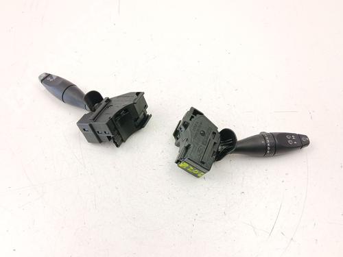 Used Steering column stalk Steering column stalk FORD MONDEO III (B5Y) 2.2 TDCi (155 hp) 32738206 32738206