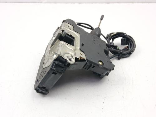 Front left lock MERCEDES-BENZ C-CLASS (W203) C 220 CDI (203.006, 203.008) | BP29639517C98 