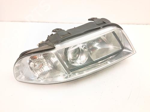 Used Right headlight Right headlight AUDI A4 B5 (8D2) 1.8 T (150 hp) 34041177 34041177