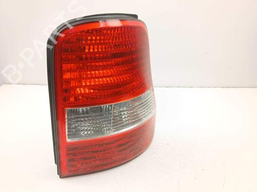 Used Right taillight Right taillight 32424824 32424824