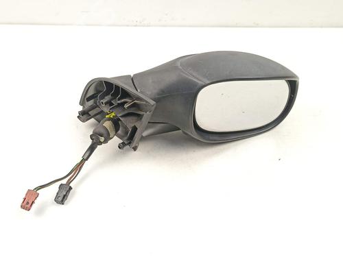 Used Right mirror Right mirror 15830846 15830846
