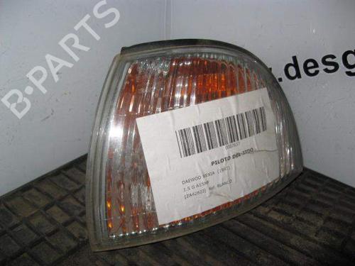 Used Left front indicator Left front indicator 9805587 9805587