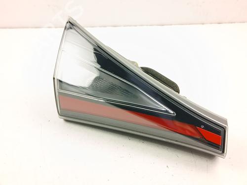 Venstre baglygte bagklap HYUNDAI i20 III (BC3, BI3) 1.0 T-GDI hybrid 48V (101 hp) 31052351