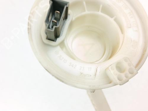 Fuel pump MERCEDES-BENZ E-CLASS (W210) E 270 CDI (210.016) | BP30711727M76