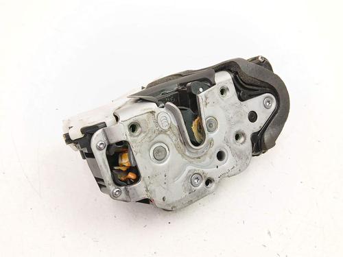 front-right-lock-opel-insignia-a-saloon-g09-2008-2009-2010-2011-2012-2013-2014-2015-2016-2017-36362934 main image