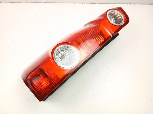 Used Left taillight VW CRAFTER 30-35 Bus (2E_) 2.5 TDI (136 hp) 32081233