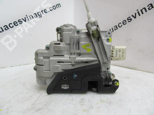 Front left lock AUDI A3 Sportback (8PA) 1.9 TDI | BP11798721C98 