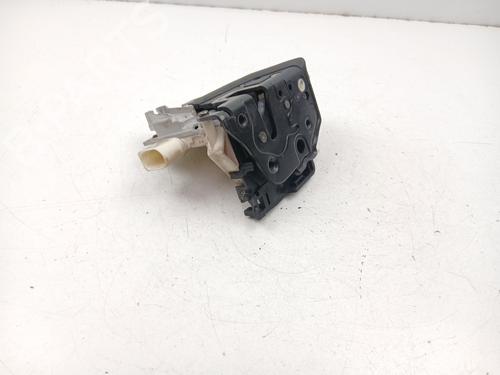 front-right-lock-vw-passat-b6-3c2-2005-2006-2007-2008-2009-2010-2011-32477238 main image