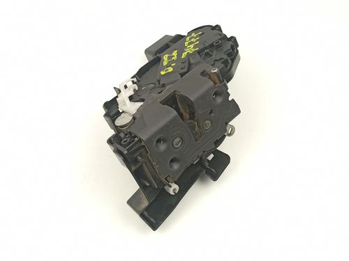 Front left lock VOLVO V50 (545) 2.0 D (136 hp) 30753658