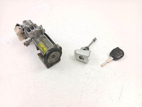 Used Ignition barrel SUZUKI GRAND VITARA II (JT, TE, TD) 1.9 DDiS All-wheel Drive (JT419, TD44, JB419WD, JB419XD,... (129 hp) 30273697