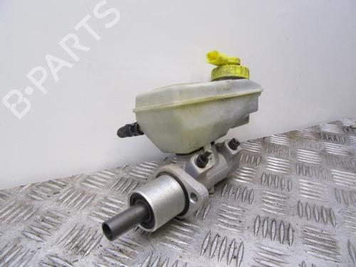 Used Brake master cylinder Brake master cylinder 37441298 37441298