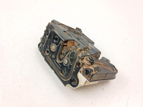 Højre bagtil lås SEAT IBIZA IV (6J5, 6P1) 1.6 TDI (90 hp) 32518472