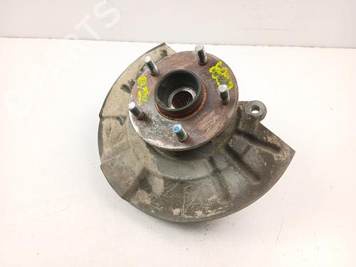 Used Left front steering knuckle SUZUKI GRAND VITARA II (JT, TE, TD) 1.9 DDiS All-wheel Drive (JT419, TD44, JB419WD, JB419XD,... (129 hp) 30273699