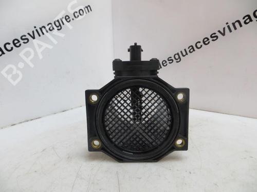 Used Mass air flow sensor NISSAN PRIMERA Hatchback (P11) 2.0 TD (90 hp) 20117591
