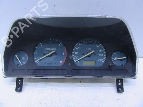 Used Instrument cluster LAND ROVER FREELANDER I Soft Top (L314) 2.0 DI 4x4 (98 hp) 20120741