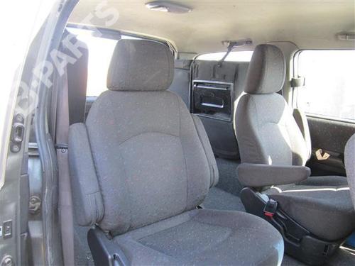 Left front indicator HYUNDAI H-1 / STAREX Bus (A1) 2.5 TCi | BP12067500C32 