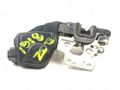 Front left lock KIA SPORTAGE II (JE_, KM_) 2.0 CRDi 4WD | BP16929703C98