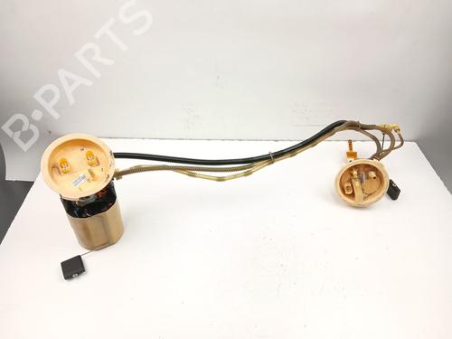 Used Fuel pump BMW 3 (E90) 320 d (163 hp) 29505780