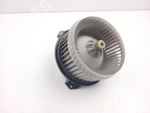 Used Heater blower motor Heater blower motor TOYOTA AURIS (_E15_) 2.2 D (ADE157_, ADE151_, ADE151R, ADE157R) (177 hp) 33399593 33399593