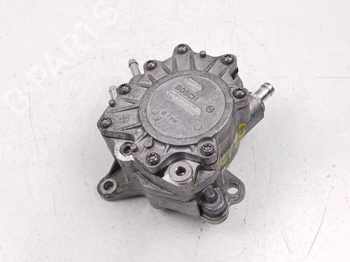 Used Vacuum pump VW PASSAT B6 Variant (3C5) 2.0 TDI (170 hp) 29641362