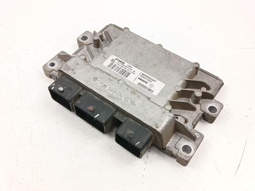 Used Electronic module RENAULT CLIO III (BR0/1, CR0/1) 1.2 16V (BR02, BR0J, BR11, CR02, CR0J, CR11) (75 hp) 31921056