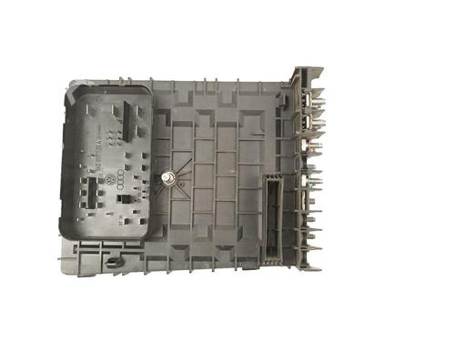Fuse box SEAT LEON (1P1) 1.9 TDI | BP24977387E1 - Image 7