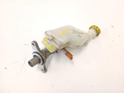 Used Brake master cylinder Brake master cylinder 37719745 37719745