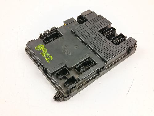 Used Fuse box CITROËN XSARA (N1) 2.0 HDi 90 (90 hp) 31645277