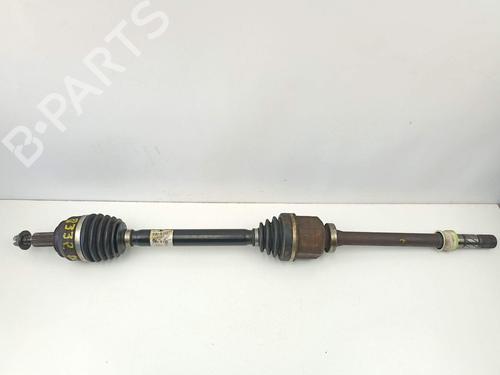 Arbre de transmission avant droit Arbre de transmission avant droit 19269057 19269057