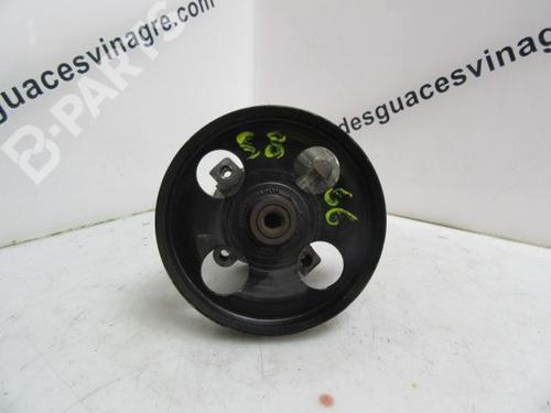 Used Steering pump RENAULT LAGUNA II Grandtour (KG0/1_) [2001-2007]  11208277