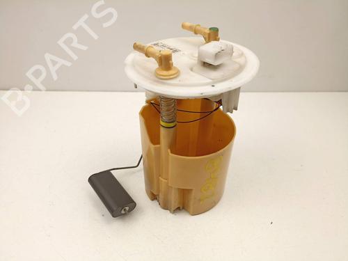 Used Fuel pump Fuel pump 21679242 21679242
