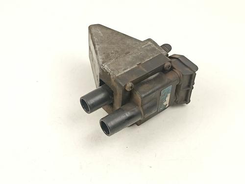 Used Ignition coil MERCEDES-BENZ E-CLASS (W124) E 200 (124.019) (136 hp) 15586421
