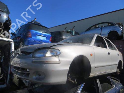 Used Parts HYUNDAI ACCENT Saloon (X-3)  1.3 i 12V  1060419