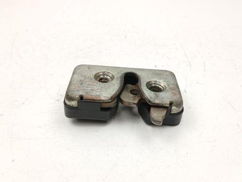 Tailgate lock FORD FIESTA III (GFJ) 1.1 | BP27806708C101