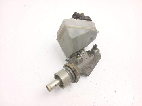 Used Brake master cylinder Brake master cylinder 37442000 37442000