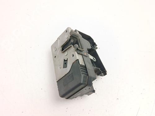 Used Front right lock Front right lock RENAULT TRAFIC II Van (FL) [2001-2026] 33794978 33794978