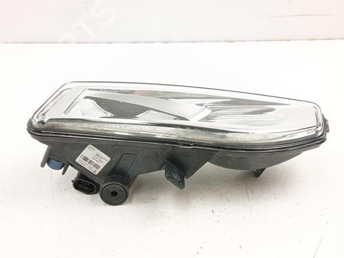 Right front fog light NISSAN QASHQAI II (J11, J11_) 1.2 DIG-T | BP30078476C31